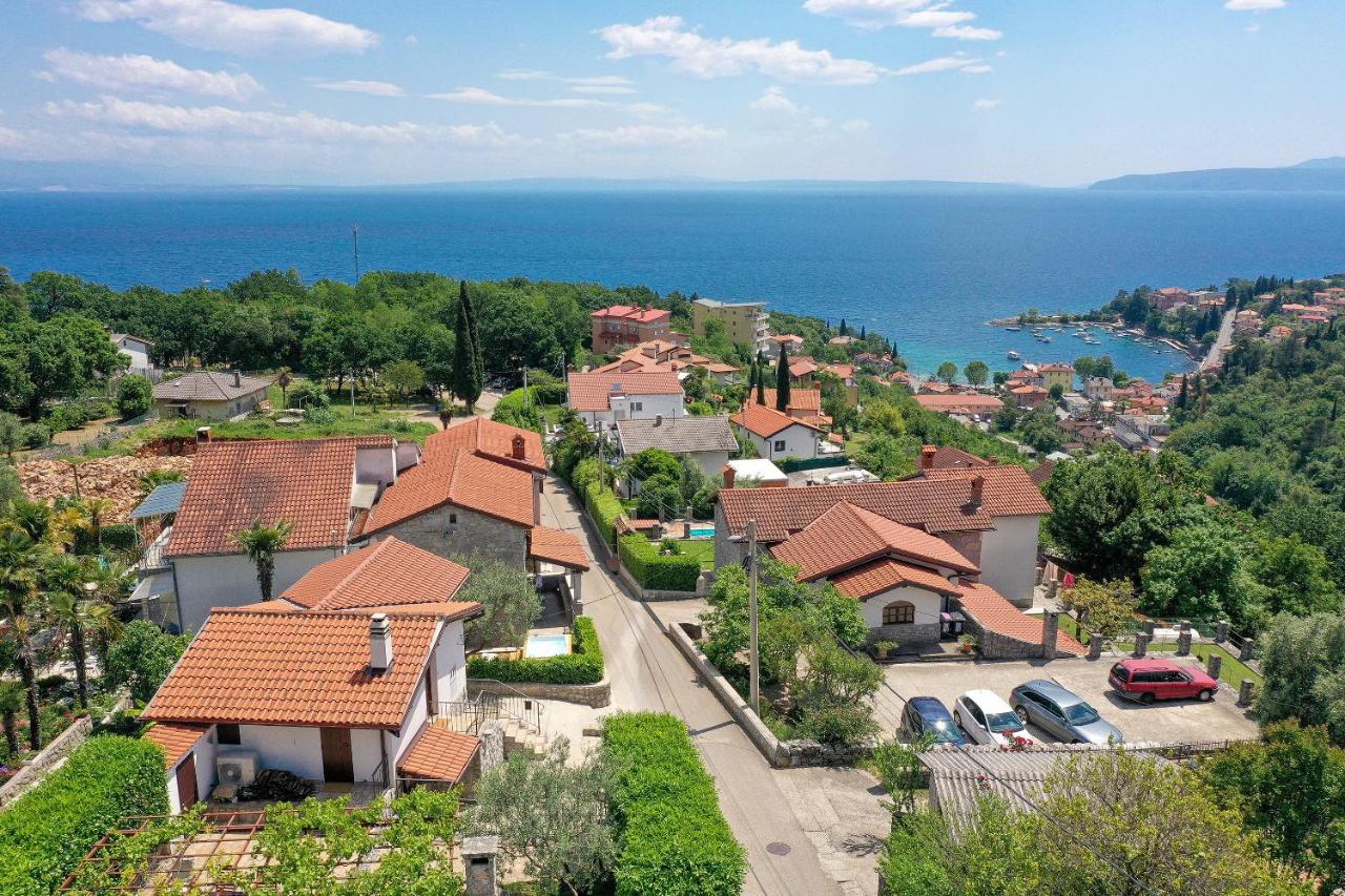 Villa Fani With Jacuzzi Ičići Exterior foto